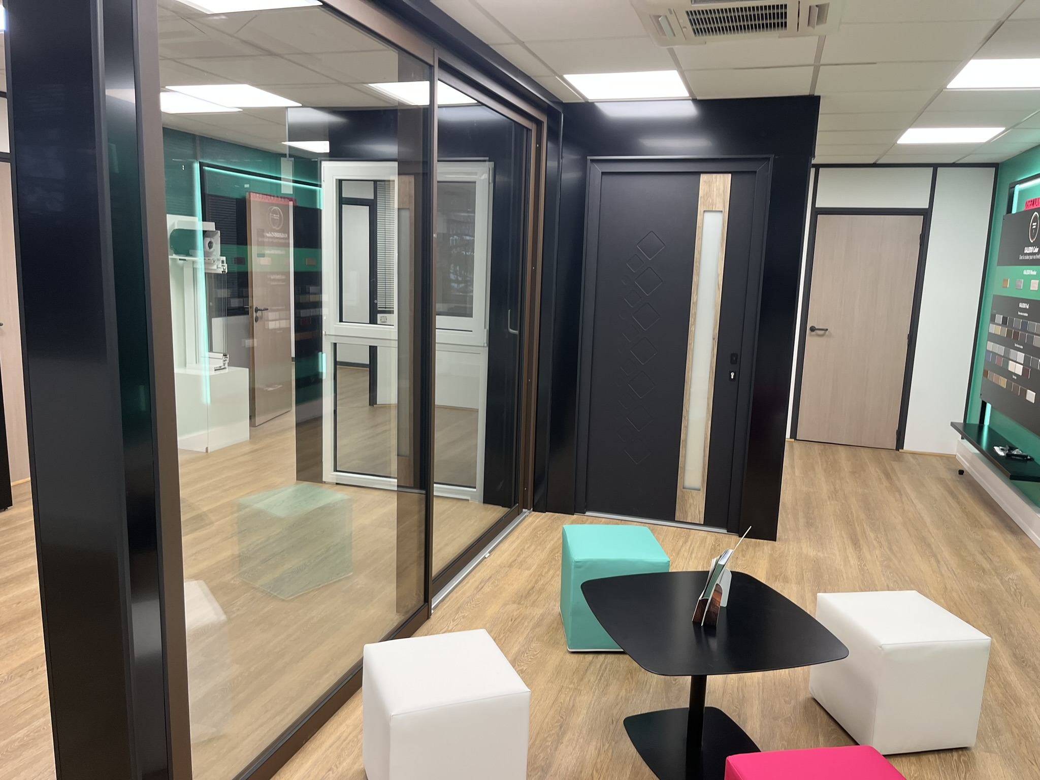 REHAU – SHOW ROOM LIMONEST - Pech'Up